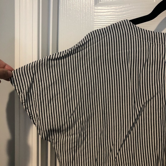 3/$15 Universal thread vertical stripes tie up shirt - Picture 7 of 7